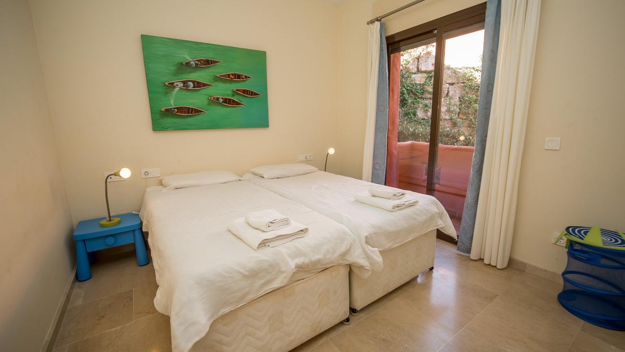 Coto Real Khios 102 Apartment มานิลบา ภายนอก รูปภาพ