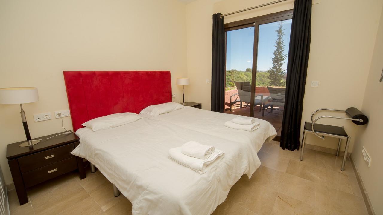 Coto Real Khios 102 Apartment มานิลบา ภายนอก รูปภาพ